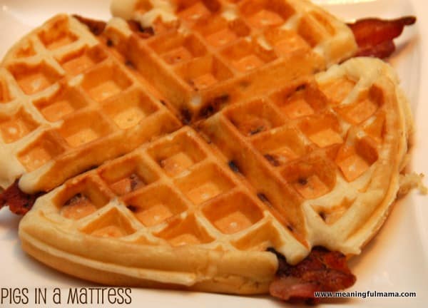 1-waffles-with-bacon-pigs-in-a-matress-007.jpg