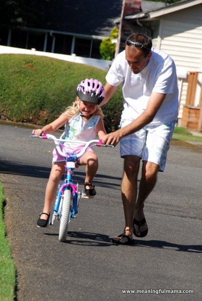 1-teaching-kids-to-ride-a-bike