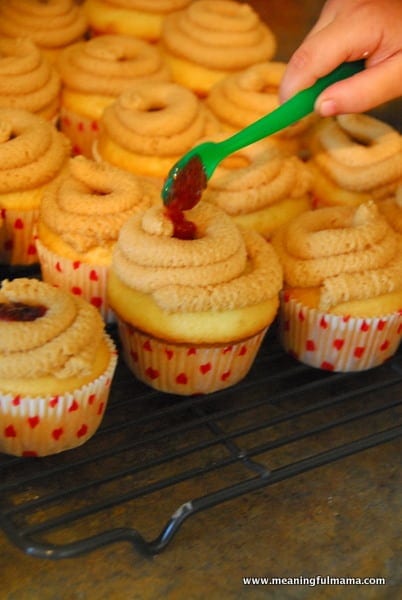 1-#Peanut Butter #Jelly #Cupcakes #Recipe-013
