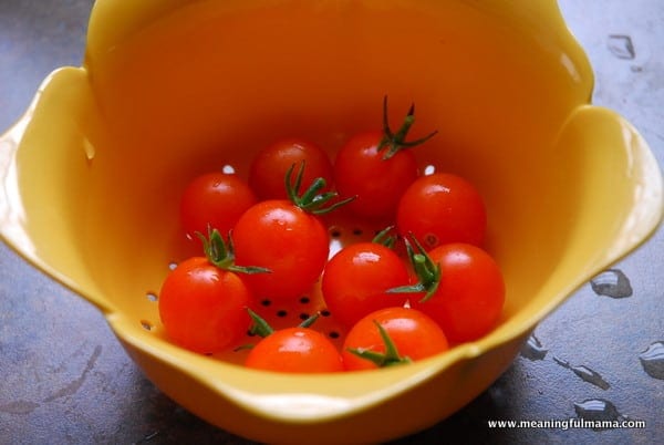 1-#caprese salad bites #recipes #tomatoes-002