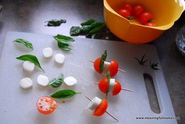 1-#caprese salad bites #recipes #tomatoes-005