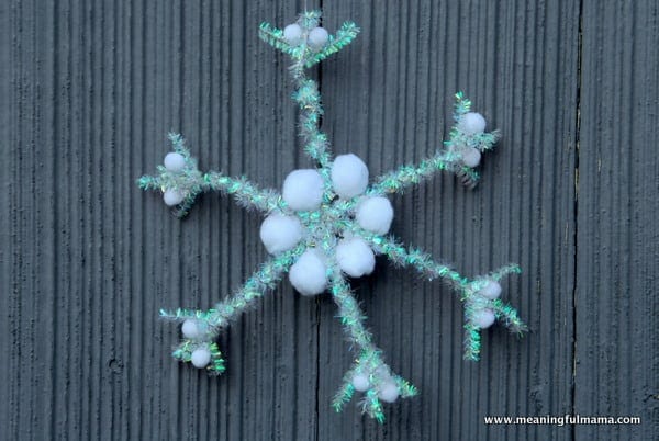 1-#snowflake craft #pipe cleaners #craft for kids-010