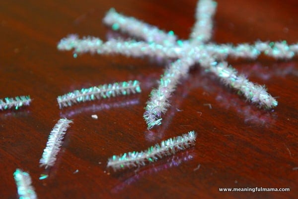 1-#snowflake craft #pipe cleaners #pom poms #kids-048