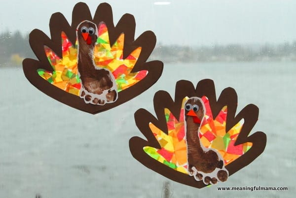 1-#turkey craft #thanksgiving #tissue paper stanined glass #footprint-001