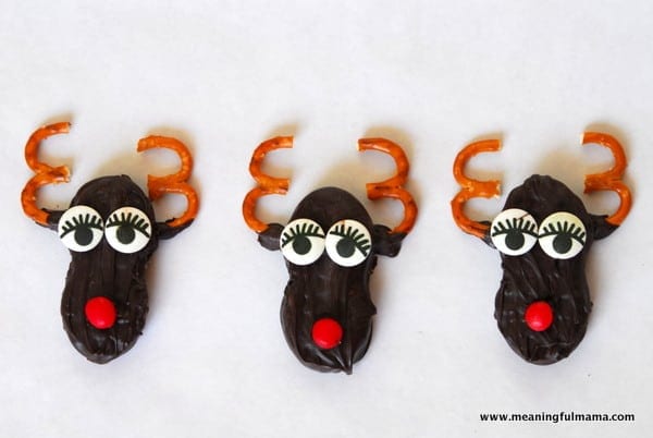 1-#nutter butter #Christmas #treats #snacks #cookies #reindeer-015