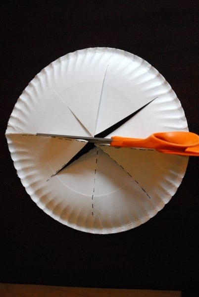 how to make a paper plate crown
