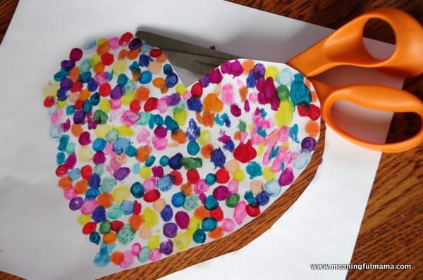 1-#valentinescraft melted crayon dot heart-023