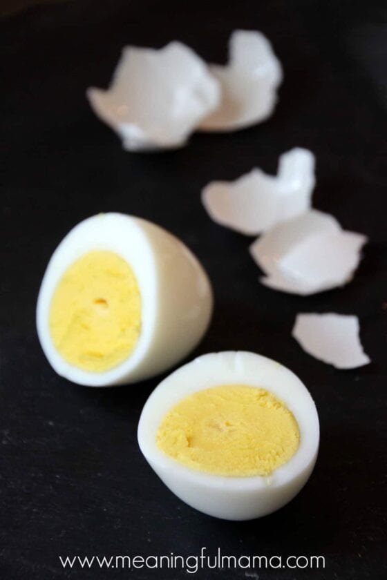Best Way to Open a Hard Boiled Egg Mar 5, 2016, 10-22 AM