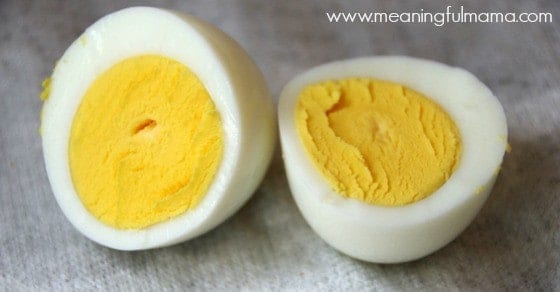 Best Way to Peel a Hard Boiled Egg Tutorial