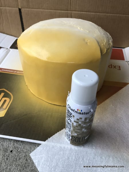 Spray Painting Fondant Gold for Ninjago Cake
