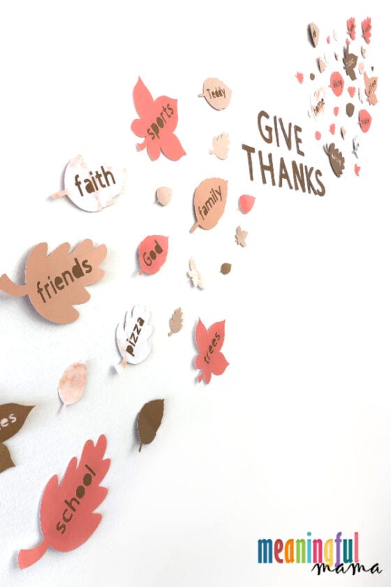 DIY Thankfulness Wall Decorations