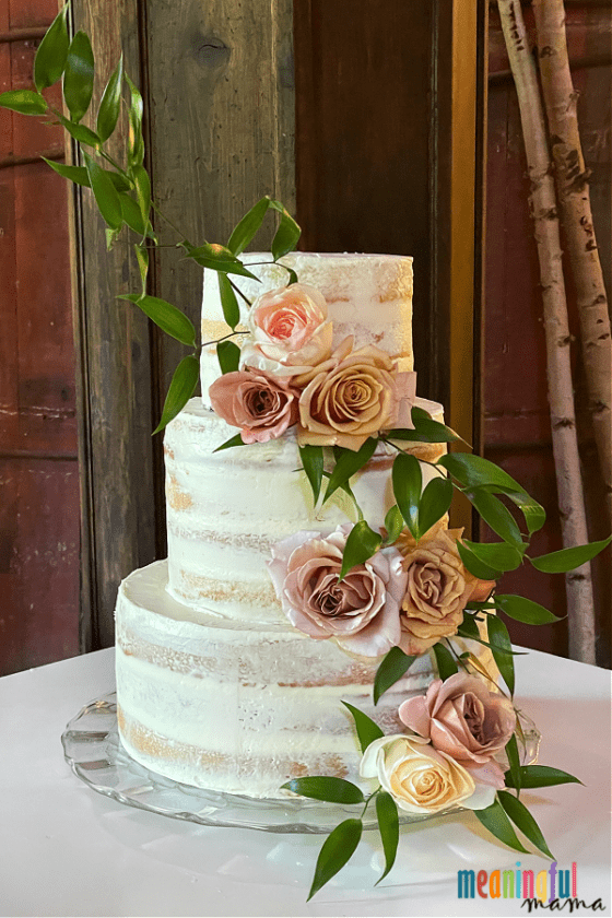 How to Make a Naked Wedding Cake with Fresh Flowers